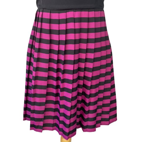 Be Bop Fit and Flair Dress Size Medium Black Purple Pleated Striped New - Picture 4 of 11